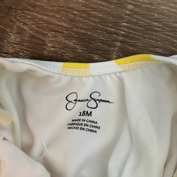 ☀️NEW Jessica Simpson Baby Girl Swimsuit with Sun hat - UPF 50+ -Sizes 18M & 24M - Picture 11 of 12